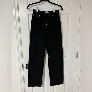 Levi’s black ribcage straight ankle jeans